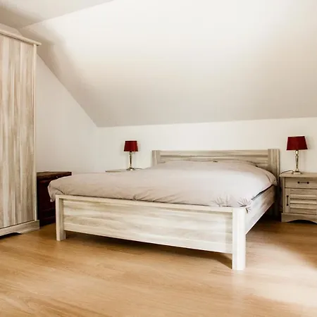 Pine Tree Nyaraló Herbeumont